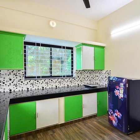 Oyo Home 81801 Akash Villa Trippapur Dış mekan fotoğraf