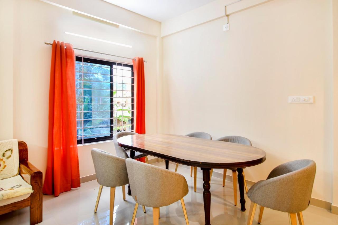 Oyo Home 81801 Akash Villa Trippapur Dış mekan fotoğraf
