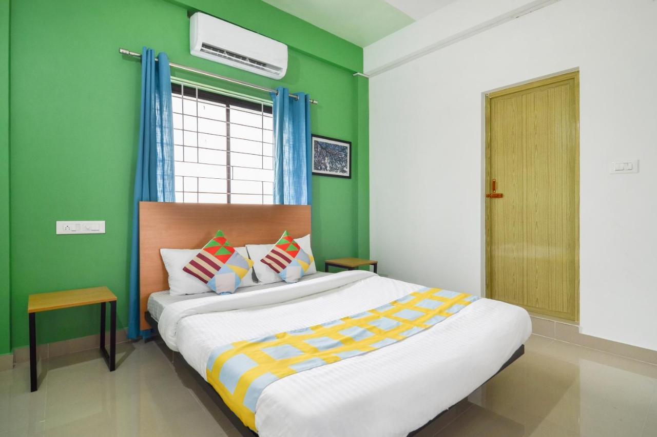 Oyo Home 81801 Akash Villa Trippapur Dış mekan fotoğraf