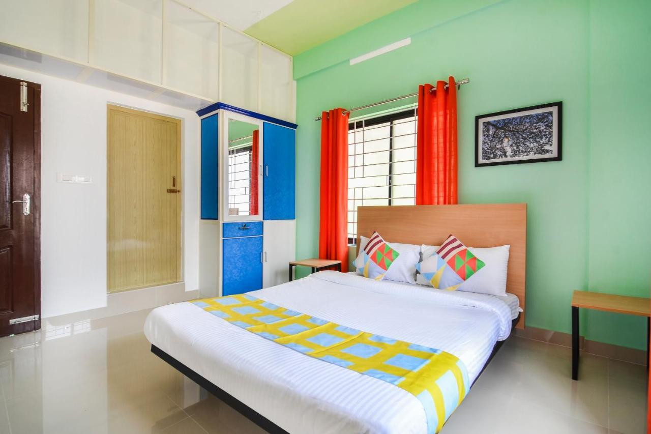 Oyo Home 81801 Akash Villa Trippapur Dış mekan fotoğraf