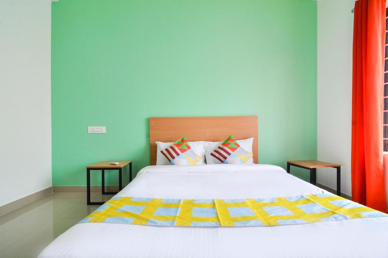 Oyo Home 81801 Akash Villa Trippapur Dış mekan fotoğraf