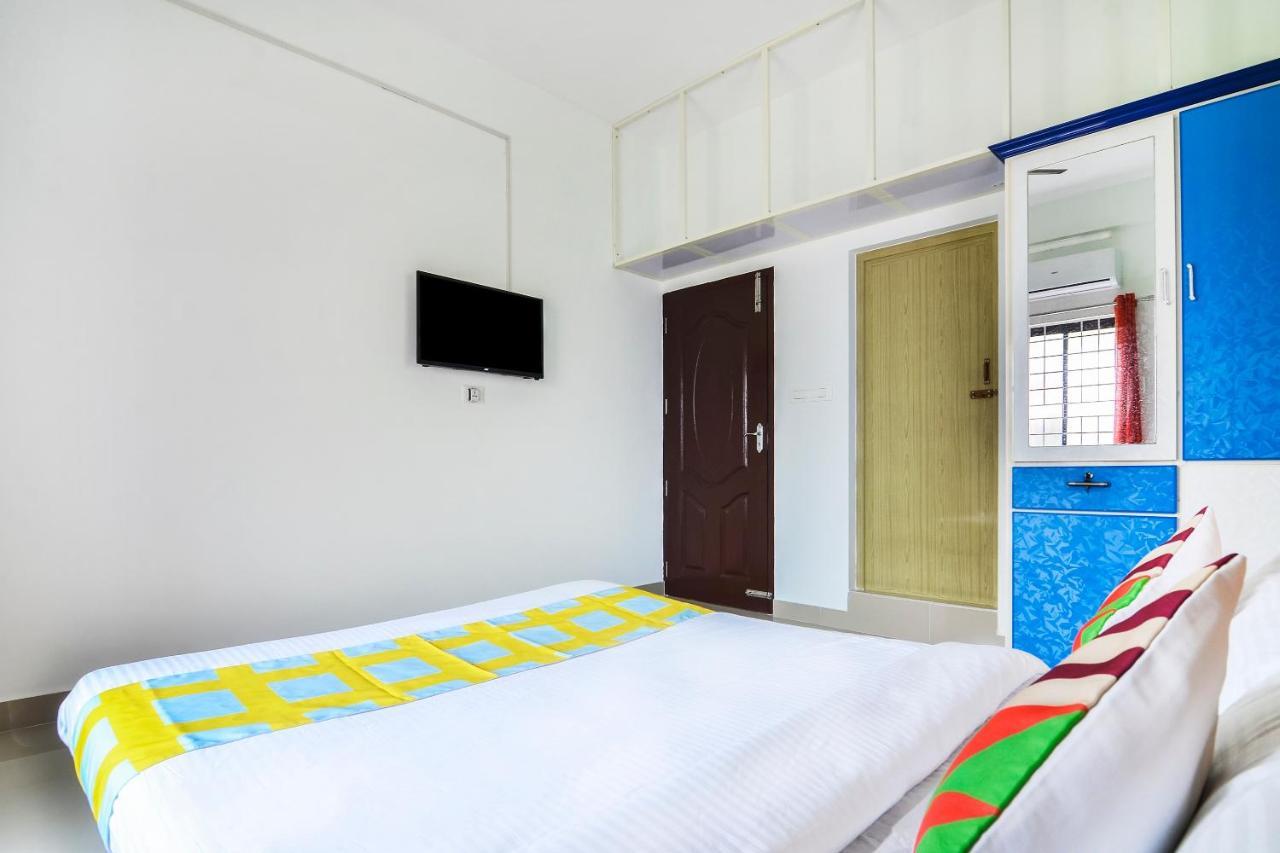 Oyo Home 81801 Akash Villa Trippapur Dış mekan fotoğraf