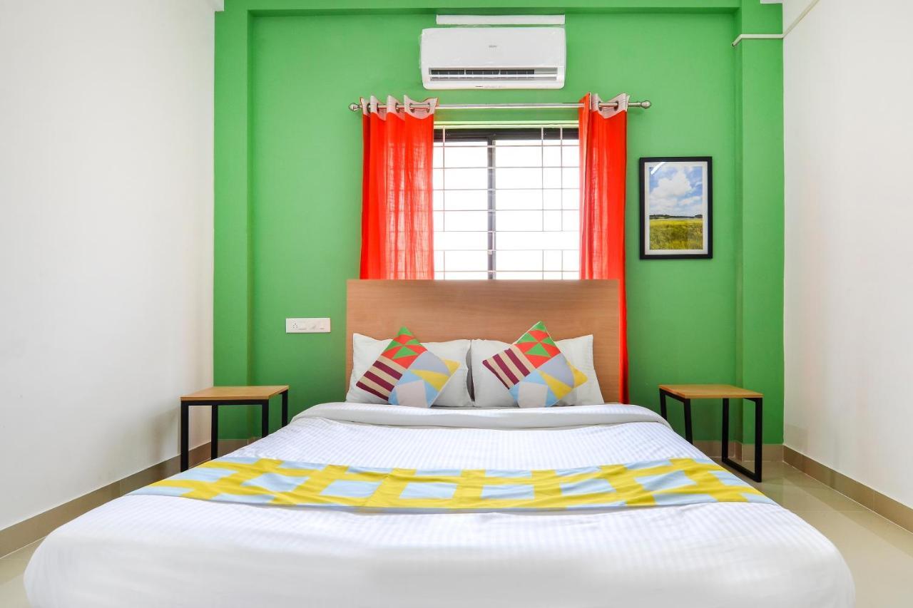 Oyo Home 81801 Akash Villa Trippapur Dış mekan fotoğraf