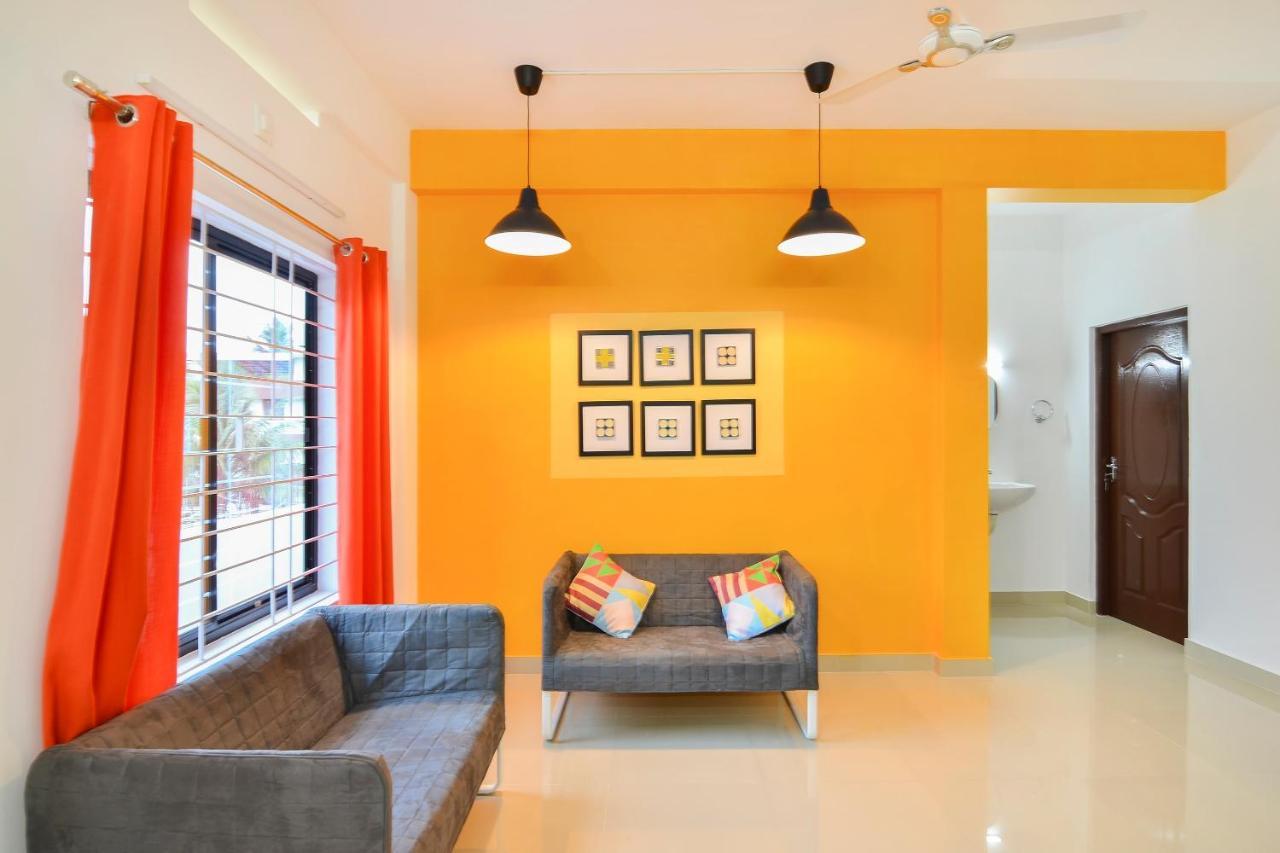 Oyo Home 81801 Akash Villa Trippapur Dış mekan fotoğraf
