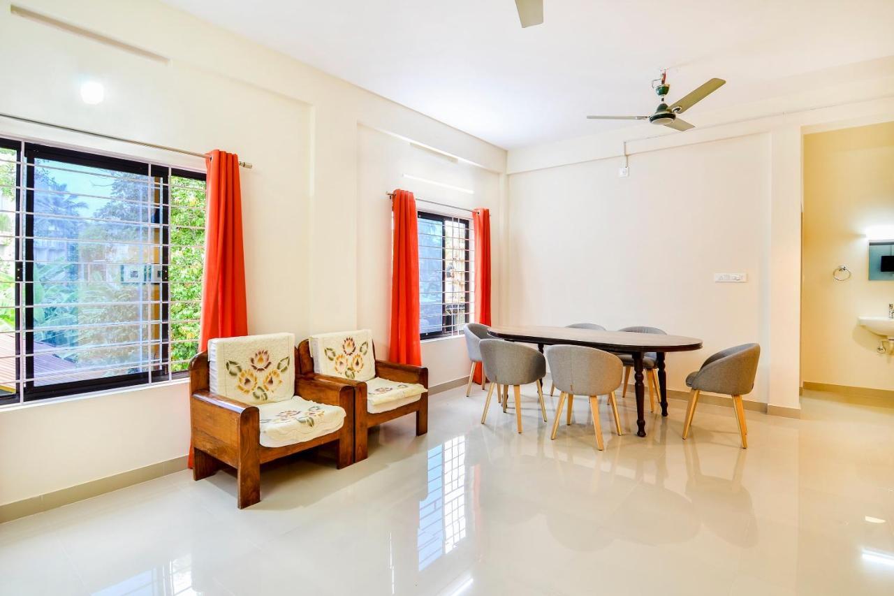Oyo Home 81801 Akash Villa Trippapur Dış mekan fotoğraf